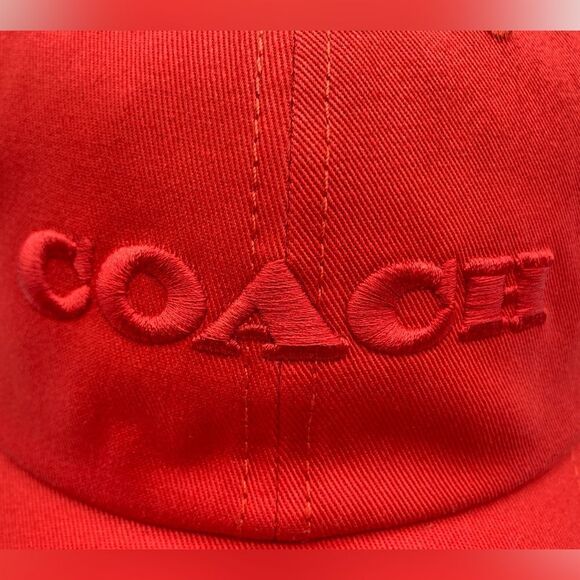 NWT Coach Women’s Embroidered Baseball Hat - Picture 2 of 9